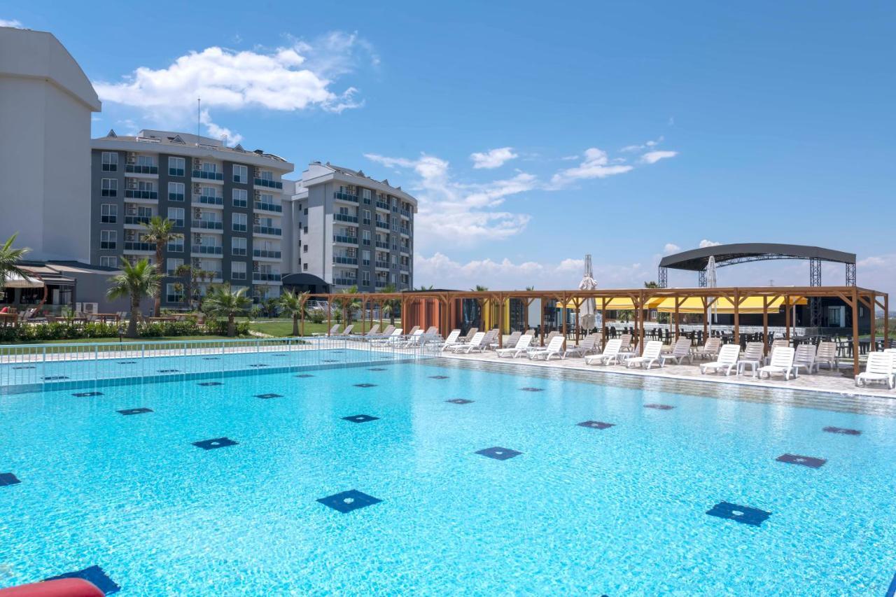 Royal Towers Lara Hotel Kemeragzi Eksteriør billede